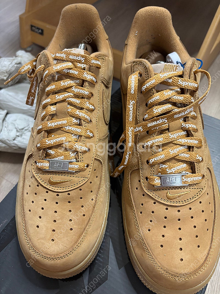 나이키x슈프림 된장포스 270사이즈--1