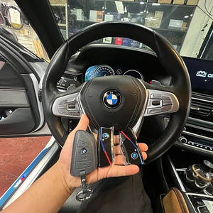BMW 5시리즈, X3, X5, X6, 1시리즈, Z4, M3 차량키 분실 시 키 복사 및 재등록, 현장출동 지원