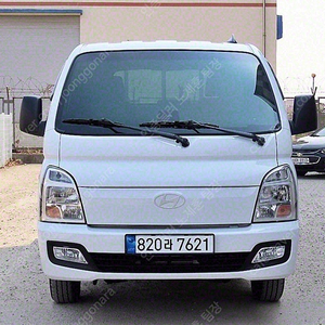 중고트럭 매매 중고화물차매매 흰색 2024년식 1,039km 슈퍼캡/초장축/2WD 프리미엄 수원중고차