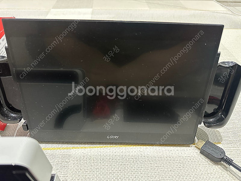 OLED 스위치랑 G-STORY 휴대용 모니터 팝니다--7