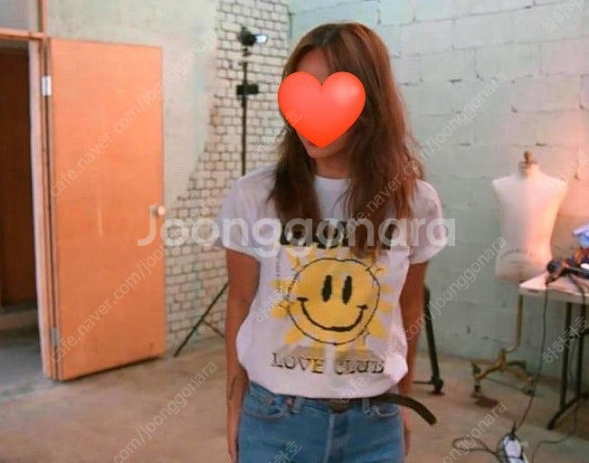 GANNI 가니 러브클럽 티셔츠 스마일 티셔츠 새상품--3