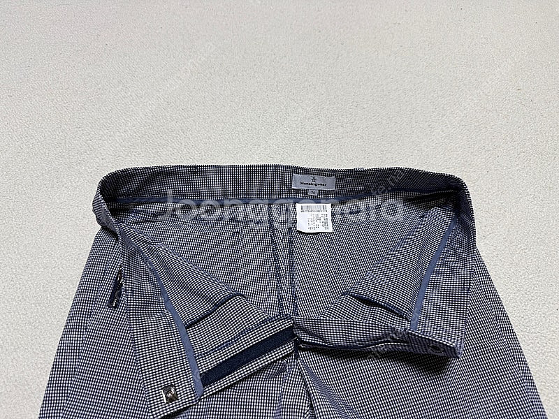먼싱웨어 여름용 골프 팬츠 여성용 30인치 판매합니다--3