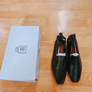 가격포기!!! 슈텐다드 여자 구두 245사이즈 새상품 단돈 15000원 급처분!!!
