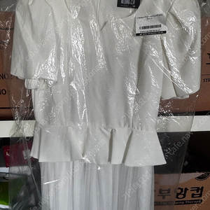 끌로* 원피스, 데얼쉬이* 원피스