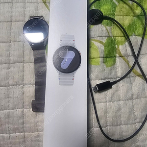 갤럭시워치7 44mm 판매합니다(기본스트랩x)