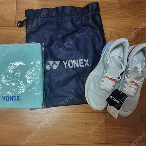 요넥스 배드민턴 운동화 티셔츠 새제품