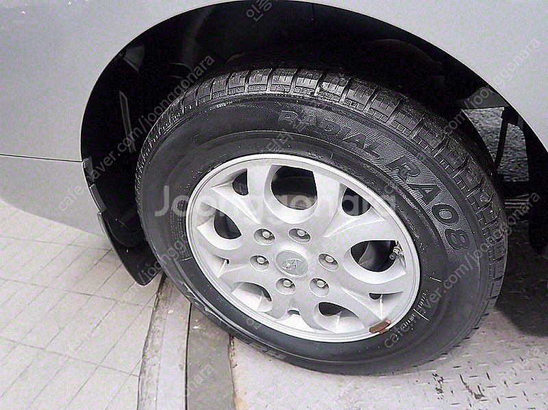 스타렉스 5밴 중고차 그랜드 스타렉스 중고 차 회색 2015년식 62,890km 5인승 CVX 프리미엄 수원중고차--9