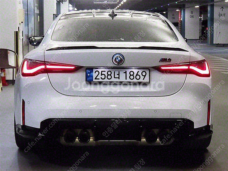 BMW M4 중고 BMW 중고 흰색 2023년식 63,...--6