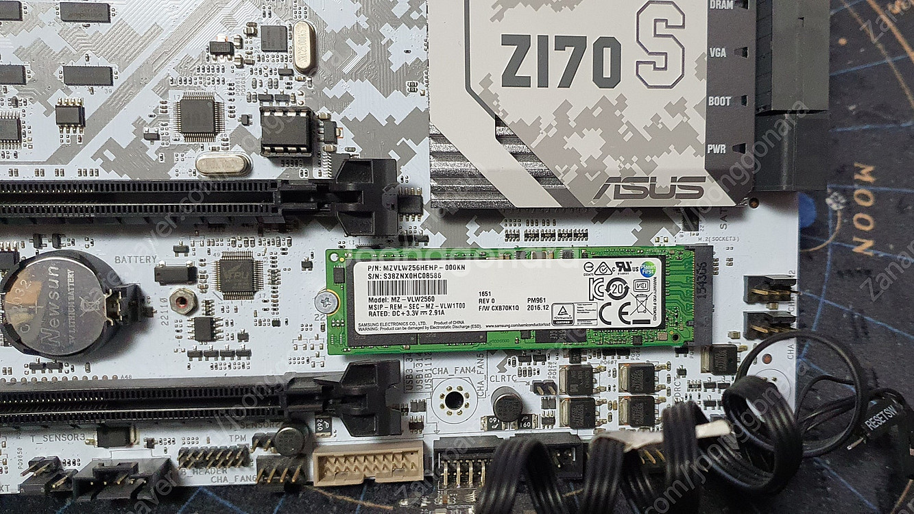 i7-7700K + Asus Z170s Sabertoo...--7