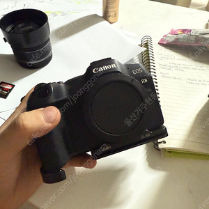 캐논 R8 + RF50mm / SD카드 포함