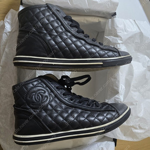 샤넬 레더스니커즈 하이탑 35사이즈(실사)