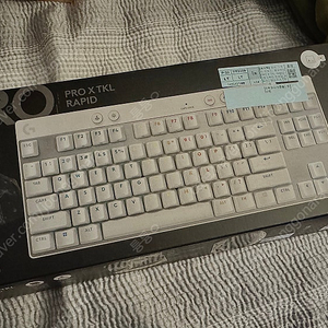 로지텍 PRO X TKL RAPID 화이트 팝니다 래피드 트리거