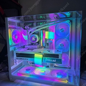 라이젠 9800X3D X870 RTX5090 화이트 리안리 고사양본체팝니다