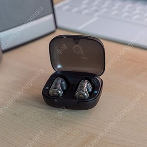 앤커 사운드코어 c30i 투명블랙 팝니다.
