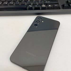 갤럭시퀀텀4 블랙 128GB 무잔상 상태좋은 중고17만팝니다.