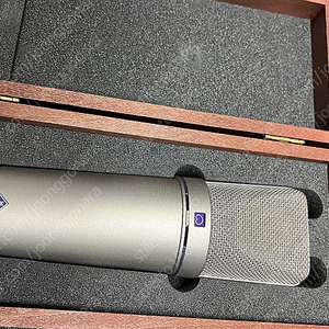 노이만 u87마이크 정품 팝니다