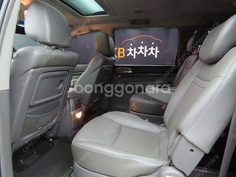 KG모빌리티(쌍용) 코란도투리스모 4WD LT 판매합니...--5