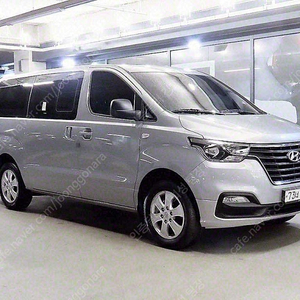 스타렉스 중고 더 뉴 그랜드 스타렉스 중고차 12인승 회색 2020년식 27,825km 4WD 웨건 12인승 모던 수원중고차