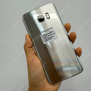 G935 갤럭시 S7엣지 화이트 32기가 5만 판매합니다.