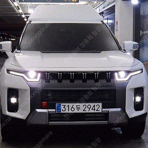 토레스 중고 구매 흰색 2024년식 89km 1.5 GDI-T 2WD T7 중고차판매