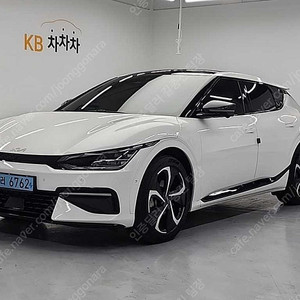 EV6 중고 EV6 중고차 흰색 2022년식 68,336km 롱레인지 AWD GT Line 중고차시장