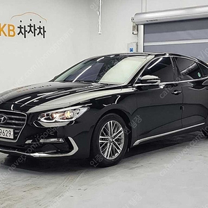그랜저 중고차 그랜저 IG 중고차 현대중고차 검정색 2017년식 2.4 GDI 모던 중고차견적
