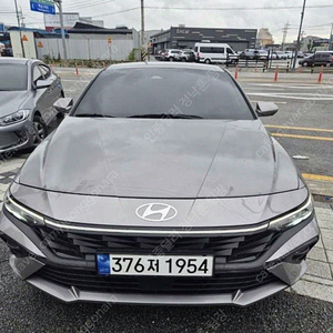 아반떼 하이브리드 중고 아반떼 더 뉴 아반떼 CN7 하이브리드 중고차 2024년식 13,029km 1.6 HEV 모던 중고차 저렴한곳