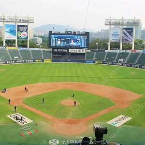 6/21(토) 두산 vs LG 1루, 3루 네이비석 2~3연석 양도합니다.