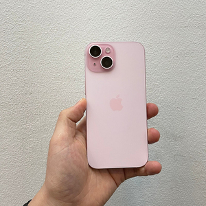 아이폰15 핑크 128GB 배터리92% 상태좋은 중고62만팝니다.