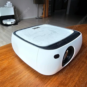 제우스 L1200 빔프로젝터 팝니다