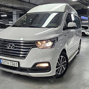 그랜드 스타렉스 중고 더 뉴 그랜드 스타렉스 중고차 리무진 흰색 2019년식 54,359km 2WD 리무진 9인승 익스클루시브 중고차판매