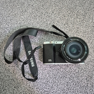 삼성 카메라 NX-3000 판매해요