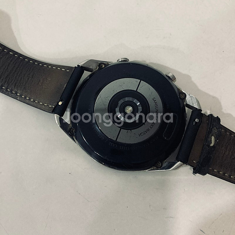 갤럭시 워치3 실버 45MM 3만원 판매합니다!--4