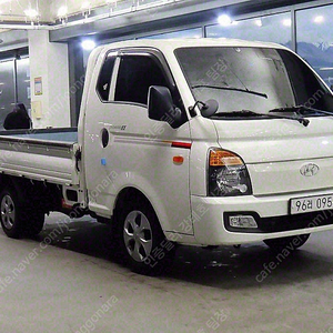 중고트럭 매매 중고화물차매매 흰색 2019년식 12,627km 1.0톤/슈퍼캡/초장축/(CRDi) 스마트 중고차카페