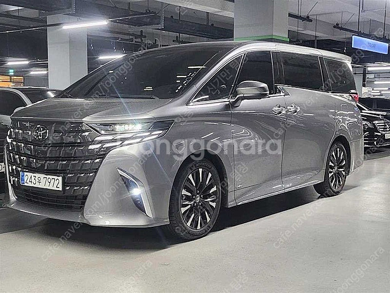 회색 토요타 알파드 중고 2.5 HEV AWD 중고차리...--0