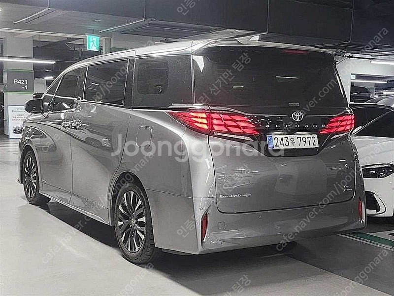 회색 토요타 알파드 중고 2.5 HEV AWD 중고차리...--8