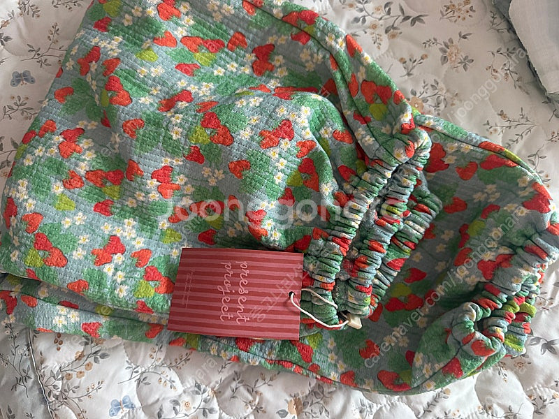 푸프 고쟁이 딸기 L 새상품--0