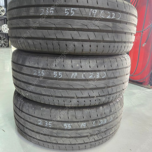 중고타이어 235/55r19 판매합니다. 235 55 19