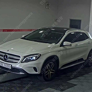 벤츠 GLA 중고 벤츠 GLA클래스 중고 흰색 2017년식 89,959km GLA200 D 4MATIC 액티비티 에디션 개인사업자 차량구매