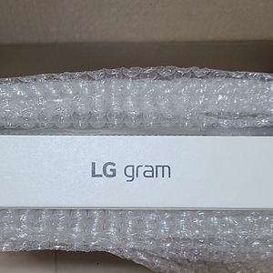 LG 그램 (미개봉/새상품) 17ZD90TR-SX7BK (WIN11, 1TB) 팝니다.