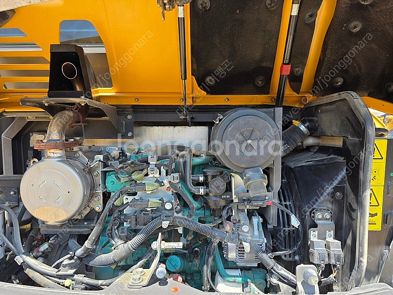 중고굴삭기 볼보 EW60EP 2022년식 회전링크, 코끼리집게 장착, 경북 고령소재 010-3563-6002--4