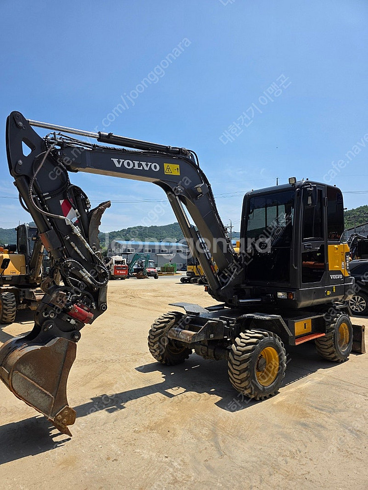 중고굴삭기 볼보 EW60EP 2022년식 회전링크, 코끼리집게 장착, 경북 고령소재 010-3563-6002--6