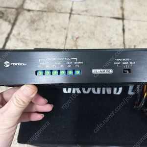 티볼리에서 쓰던 중고 앰프 레인보우 IL-AMP6 팝니다.
