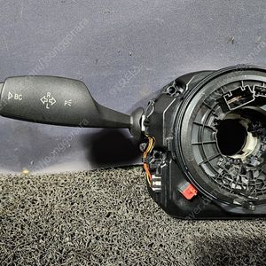 BMW F10 컬럼스위치 열선핀잇는타입 9 319 475/9319475 팝니다