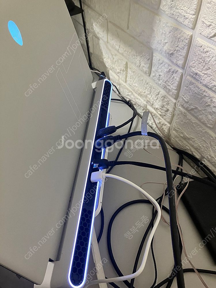 델 에일리언웨어 게이밍노트북 X17 R2 (2.75TB...--2