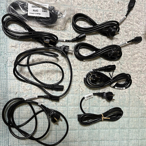 모니터케이블(DVI, VGA), 파워케이블