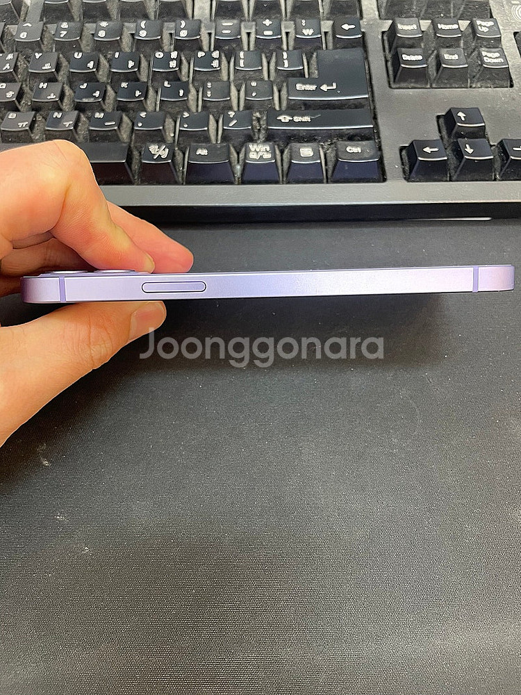 아이폰12 퍼플 128GB 상태좋은 중고27만팝니다.--4