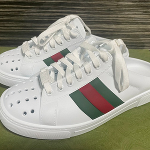 구찌 에이스 러버 뮬 스니커즈 230