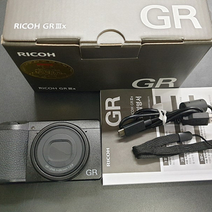 리코 GR3X