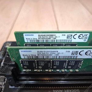 삼성 pc3200 ddr4 32GB + 32GB = 64GB 팝니다.